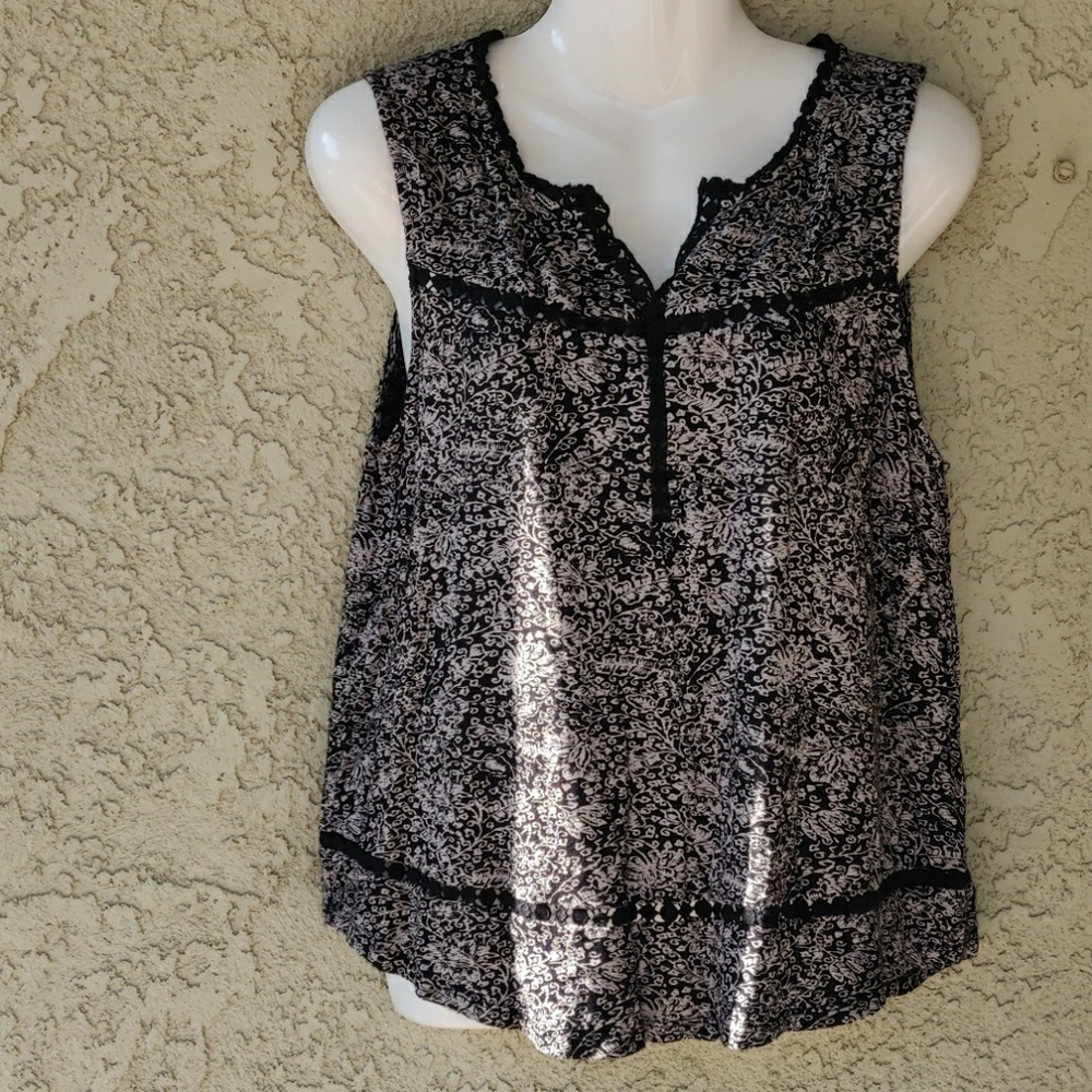 Lucky Brand split front tank top